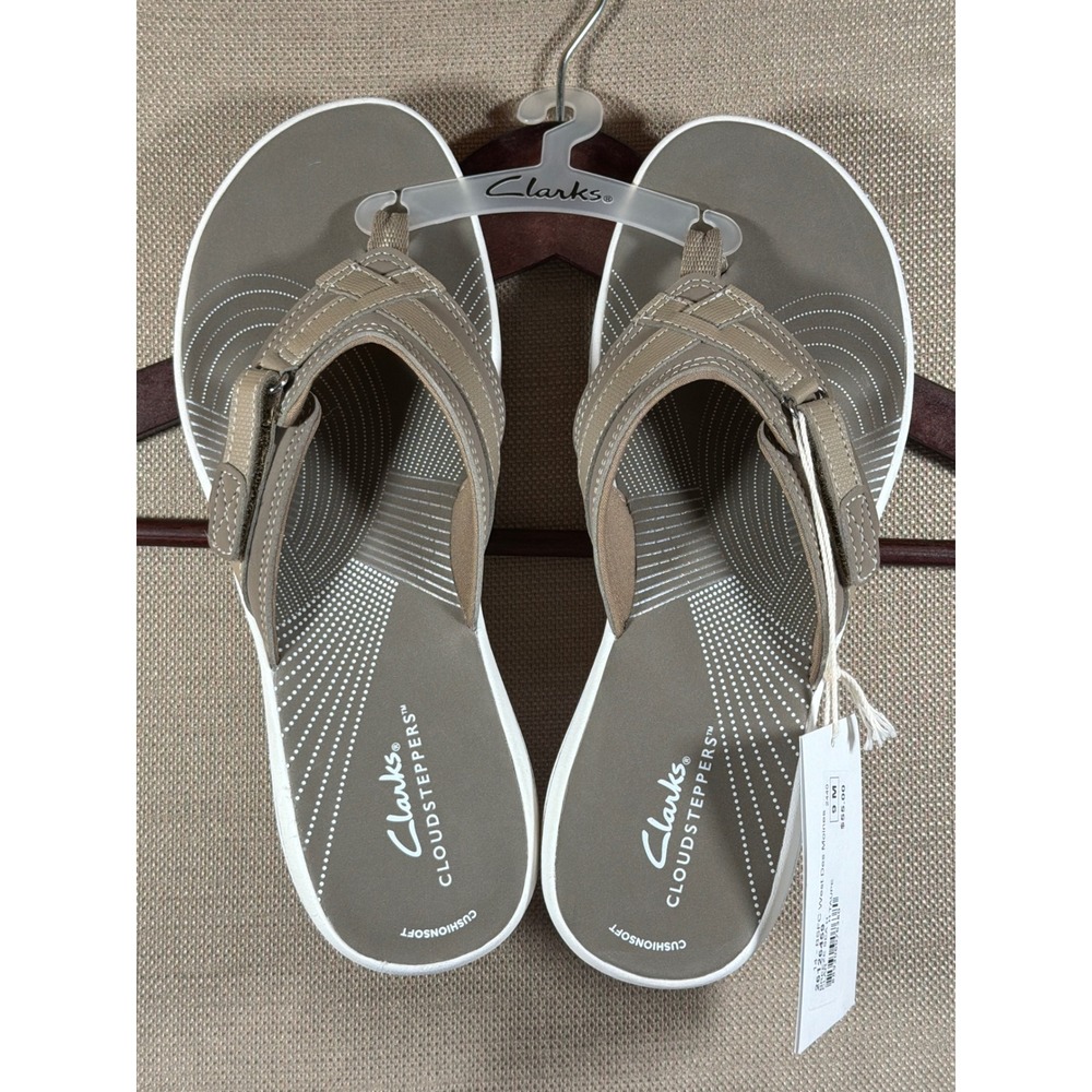 NWT Clarks Breeze Sea Sandals Women's Size 9 Taupe Cloudsteppers Flip Flops